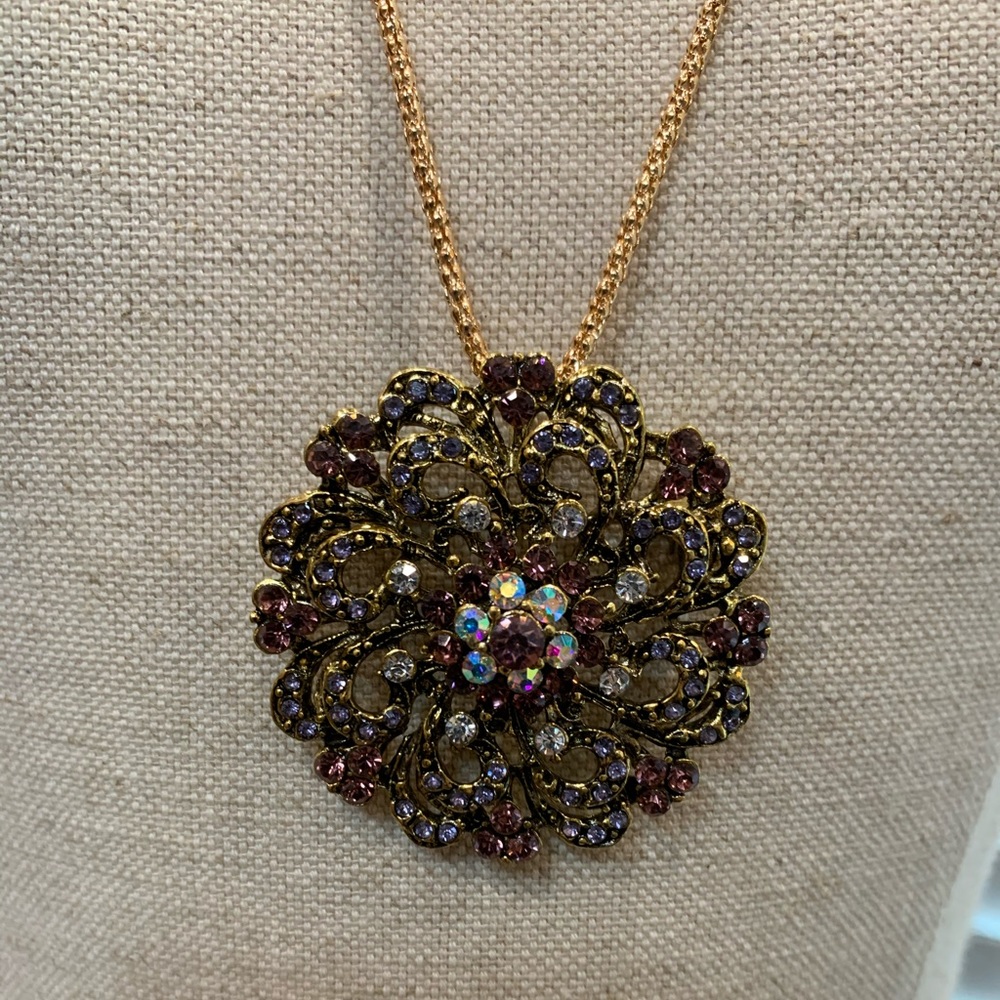🌺 Betsey Johnson Pendant / Broach NWT BOGO50%